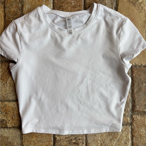 ALO Yoga White Crew Neck Top - Picture 3 of 5